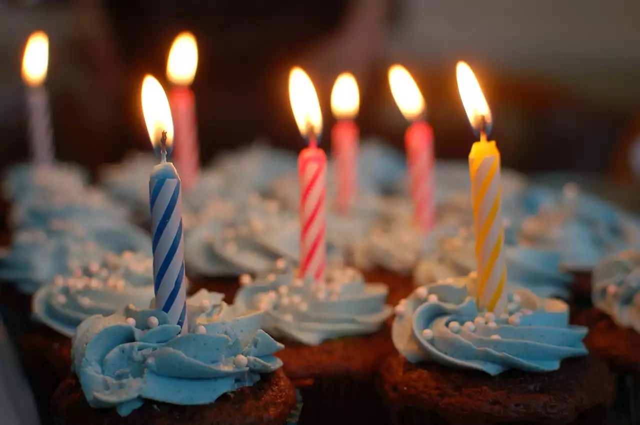 La dulce historia y elaboración de los pasteles de cumpleaños